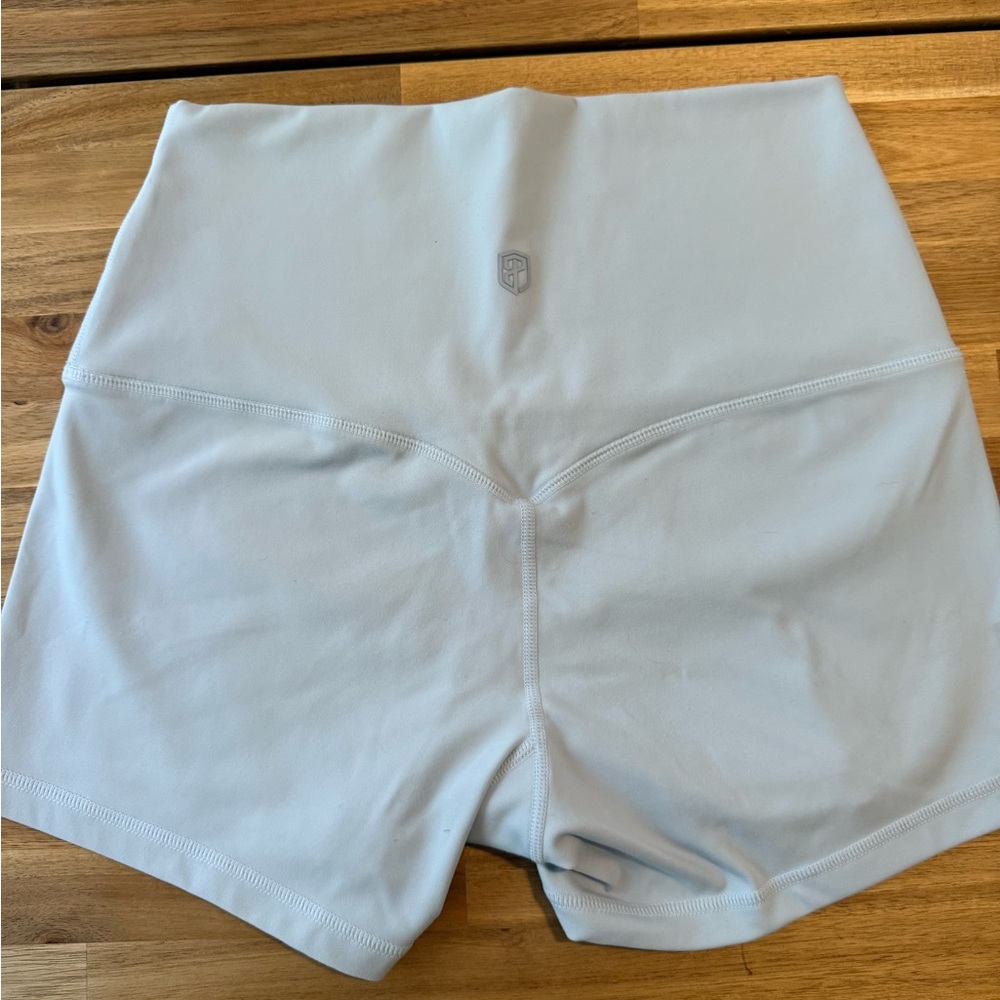 Born Primitive New Heights booty short Light Blue Women's Shorts - Picture 2 of 2